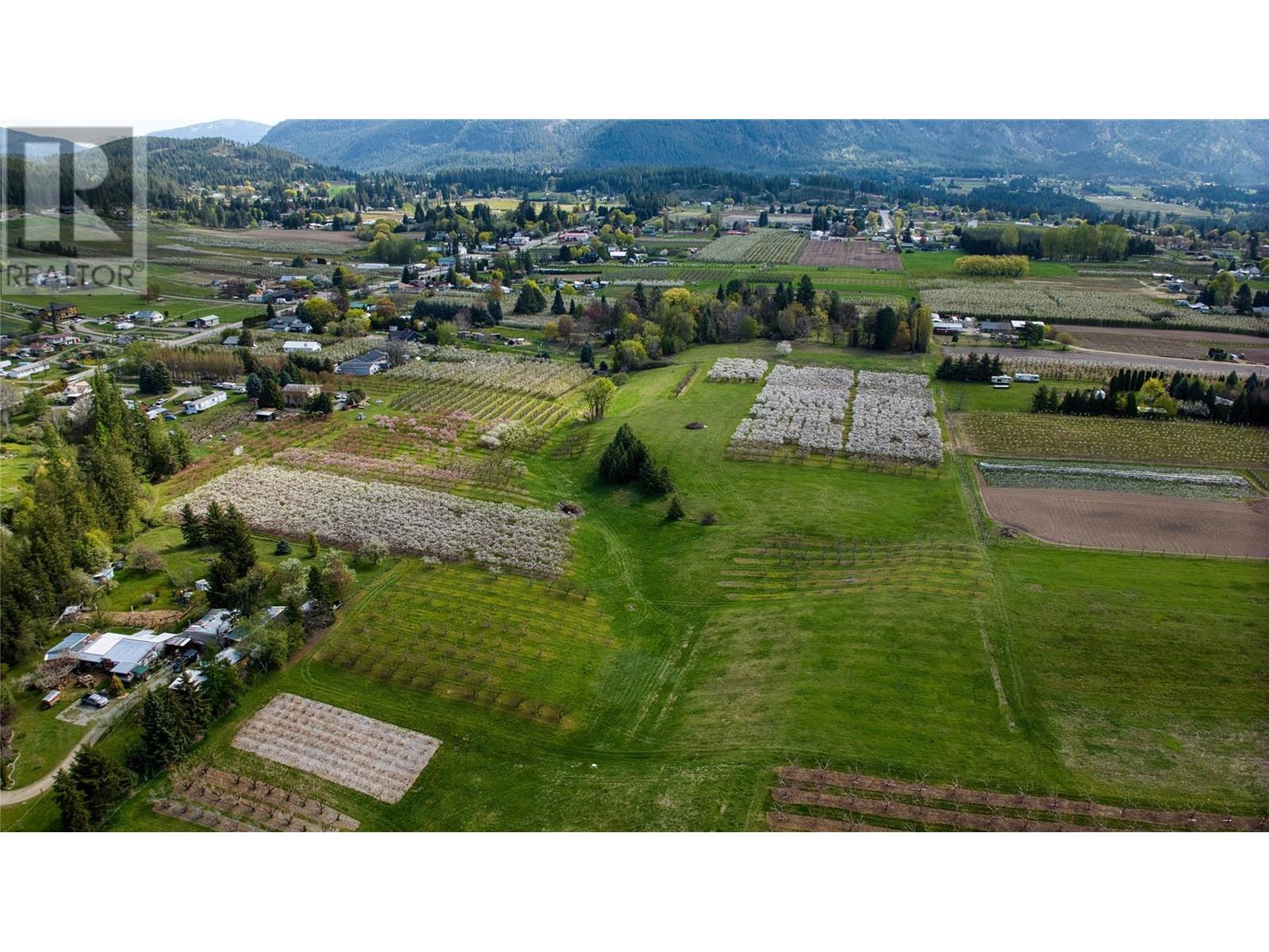 2813 3 Highway, Creston, British Columbia  V0B 1G1 - Photo 50 - 10337648