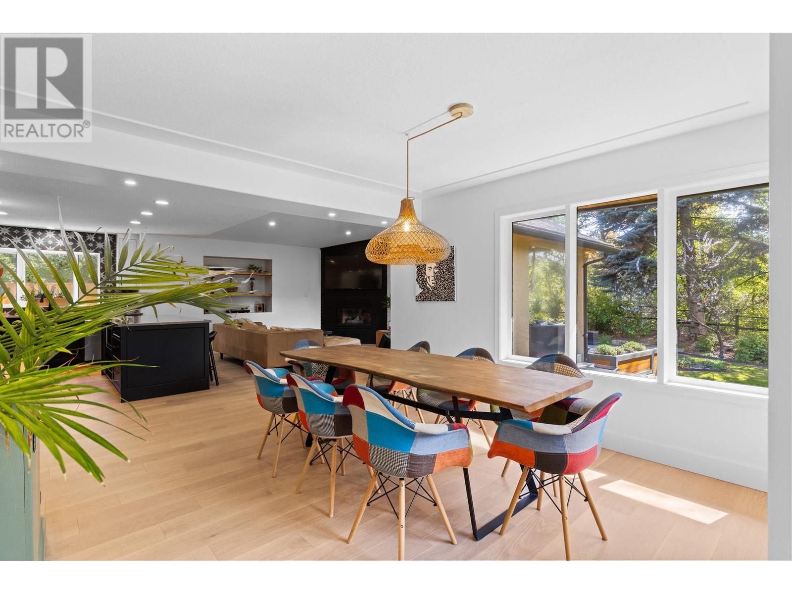 Property at 471 Cascia Drive image 4