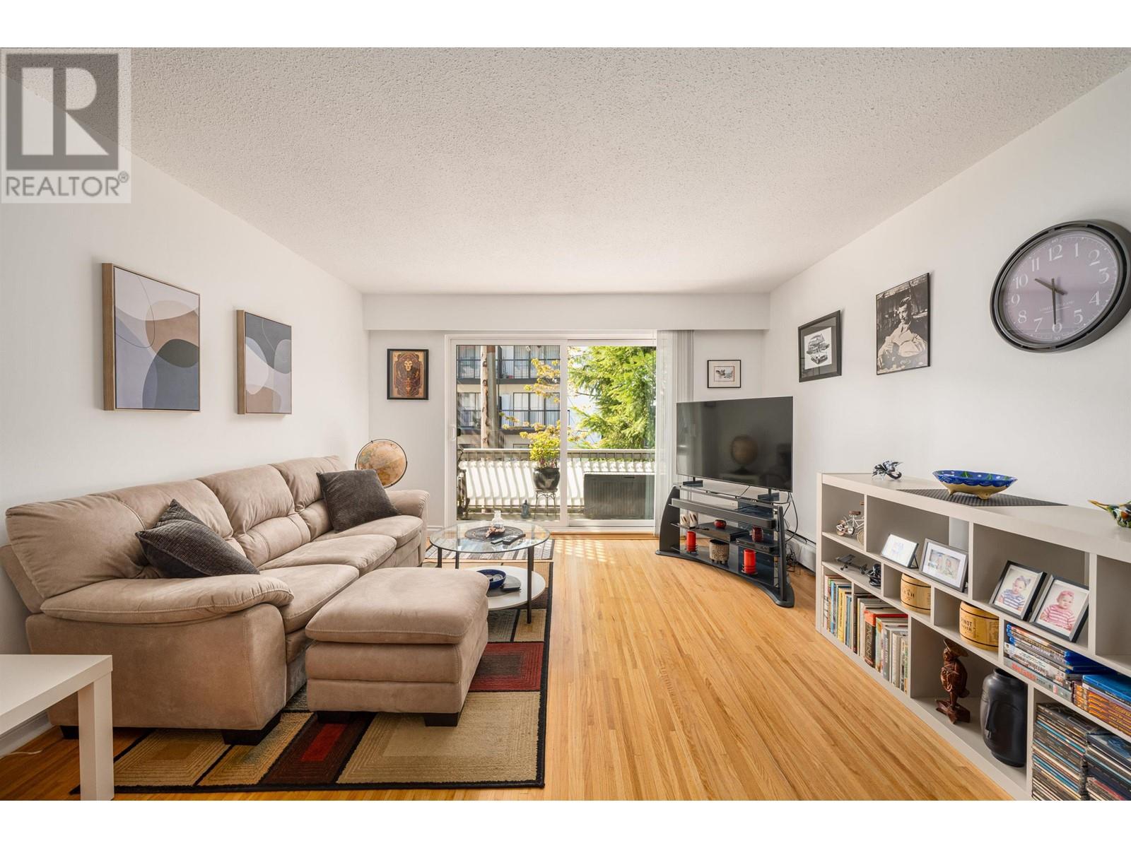 113 135 W 21st Street, North Vancouver, British Columbia  V7M 1Z2 - Photo 5 - R2994880