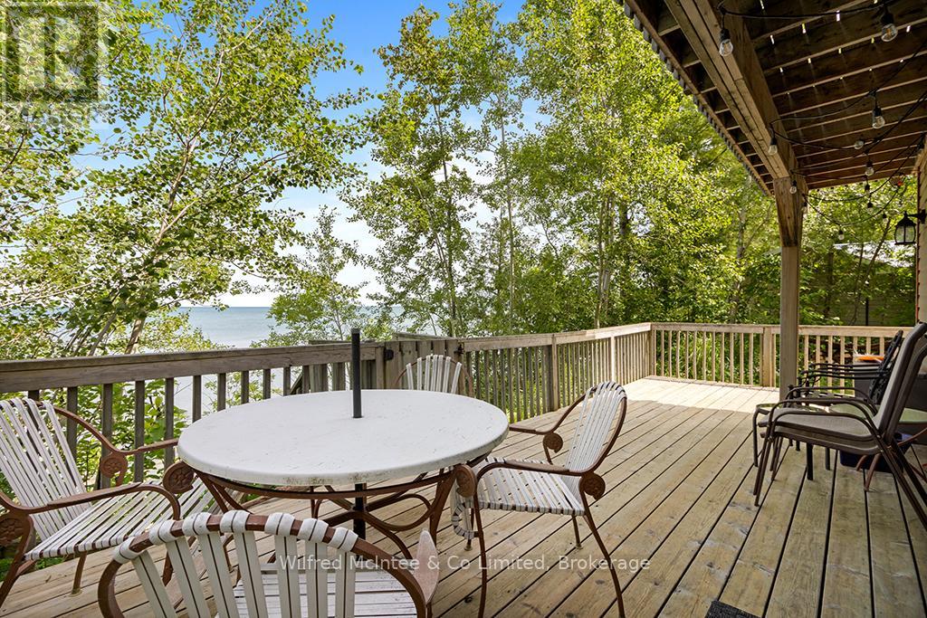 639 Bruce Road 13, Native Leased Lands, Ontario  N0H 2L0 - Photo 11 - X12108233