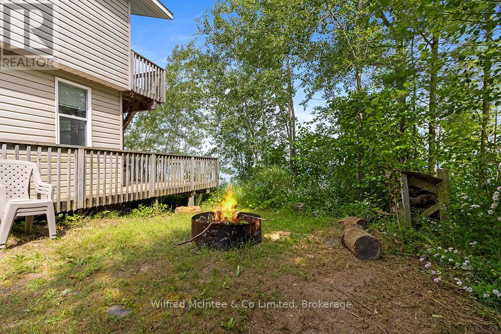 639 Bruce Road 13, Native Leased Lands, Ontario  N0H 2L0 - Photo 8 - X12108233