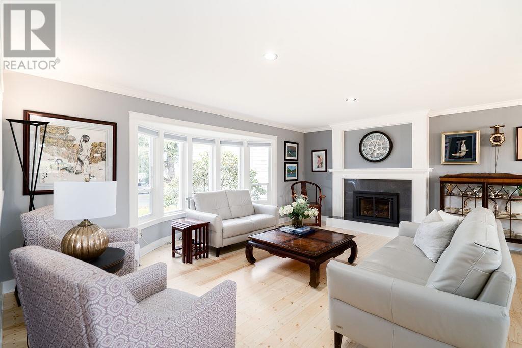 Property at 20910 125 AVENUE image 1