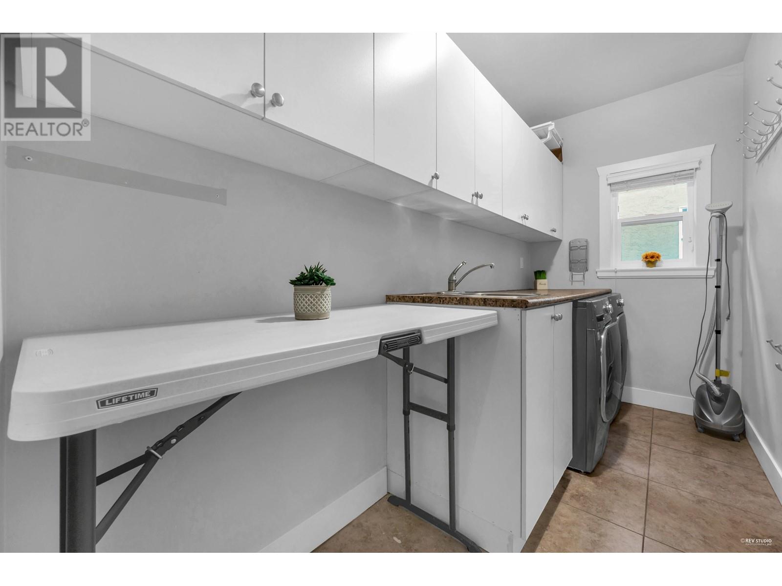 7865 Rosewood Street, Burnaby, British Columbia  V5E 2H2 - Photo 12 - R2994875