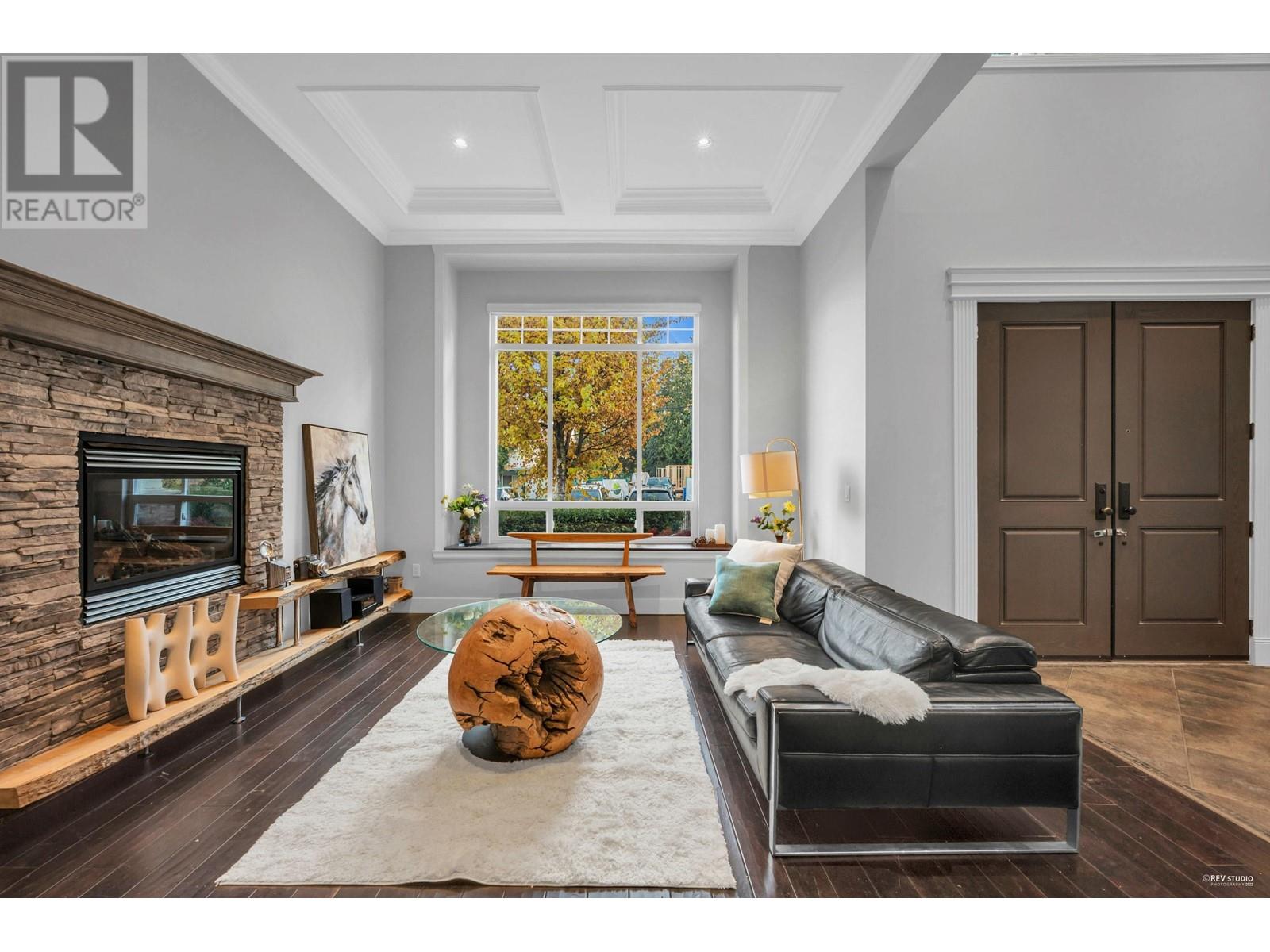 Property at 7865 ROSEWOOD STREET image 4