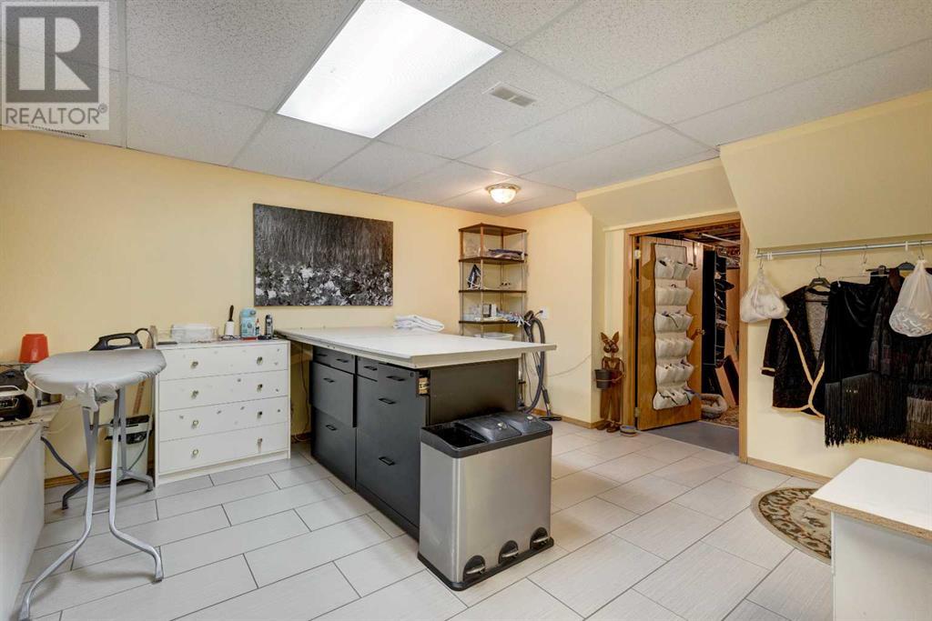 187 Coral Keys Villas Ne, Calgary, Alberta  T3J 3L7 - Photo 24 - A2212408