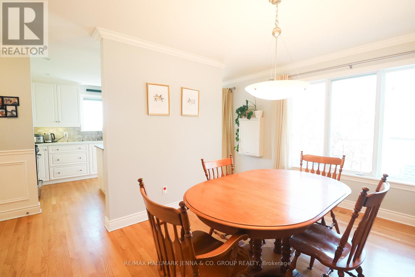 377 Wilmont Avenue, Ottawa, Ontario  K2A 0B2 - Photo 16 - X12108217
