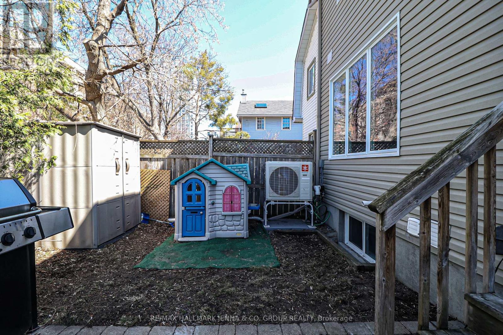 377 Wilmont Avenue, Ottawa, Ontario  K2A 0B2 - Photo 40 - X12108217