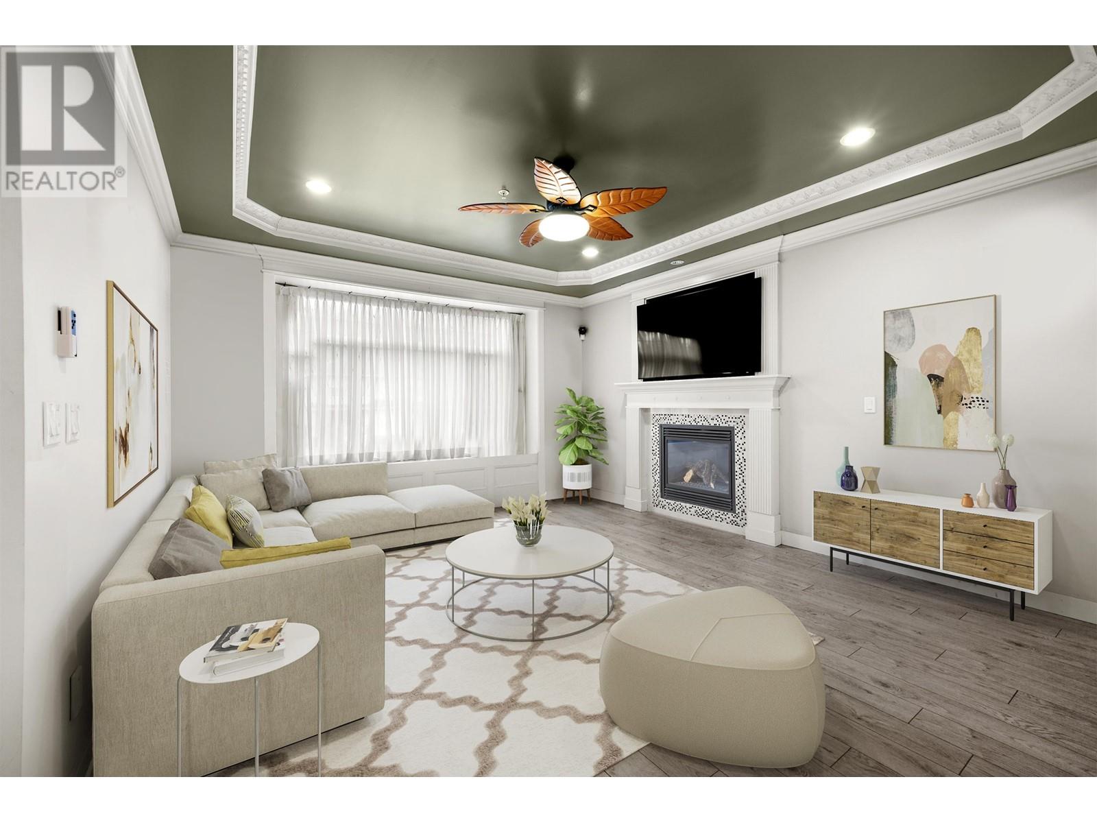 Property at 1768 LAURIER AVENUE image 5
