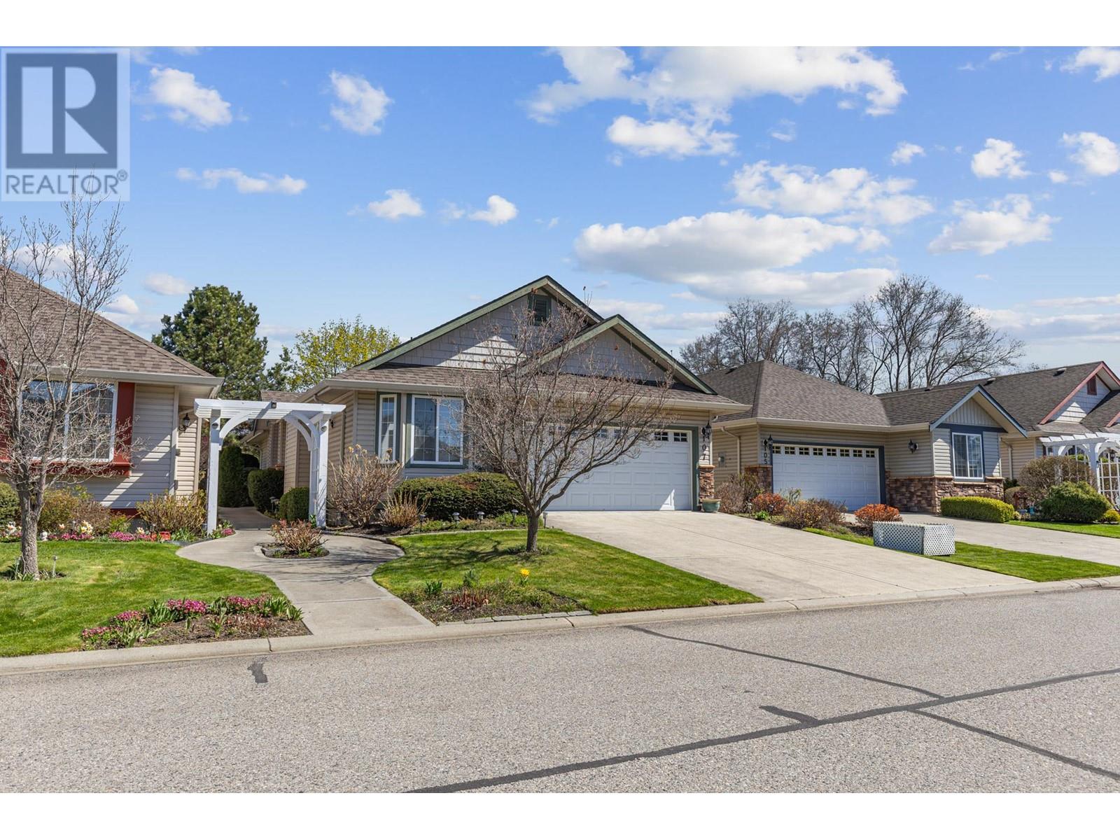 Property at 1188 Houghton Road Unit# 107 image 2