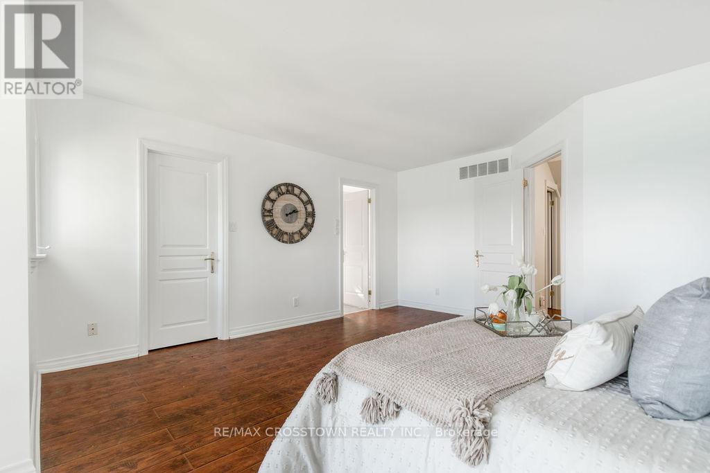 665 Lakelands Avenue, Innisfil, Ontario  L9S 4E5 - Photo 25 - N12108219