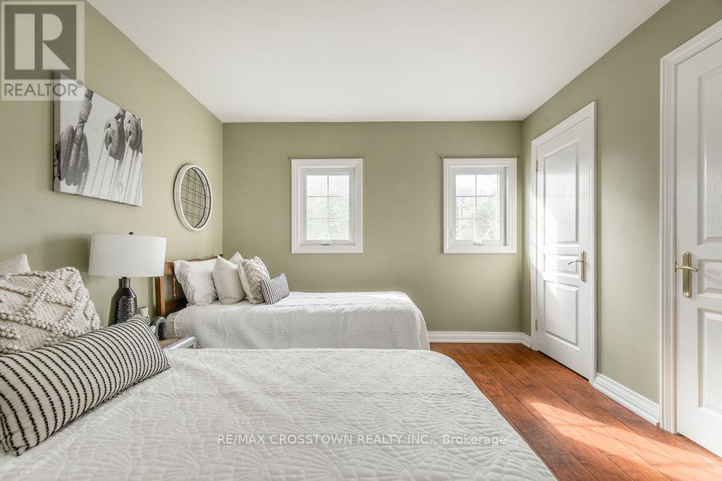 665 Lakelands Avenue, Innisfil, Ontario  L9S 4E5 - Photo 29 - N12108219