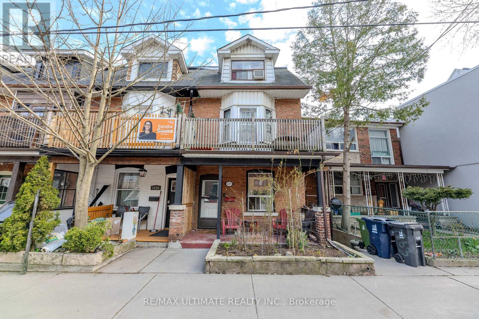1261 Davenport Road, Toronto, Ontario  M6H 2H2 - Photo 1 - W12108216