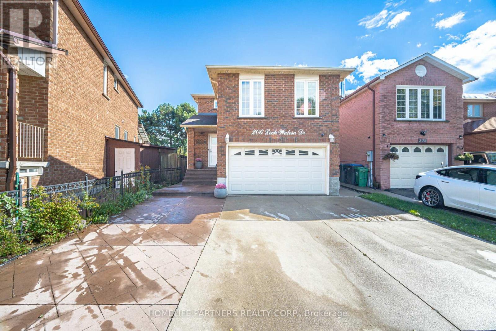 Property at 206 LECH WALESA DRIVE image 2