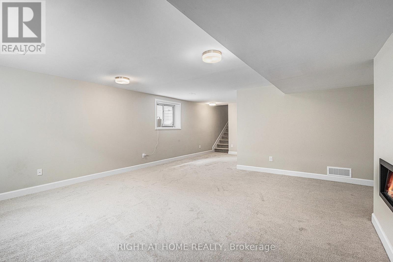 907 Orvieto Way, Ottawa, Ontario  K2S 2L1 - Photo 22 - X12101183