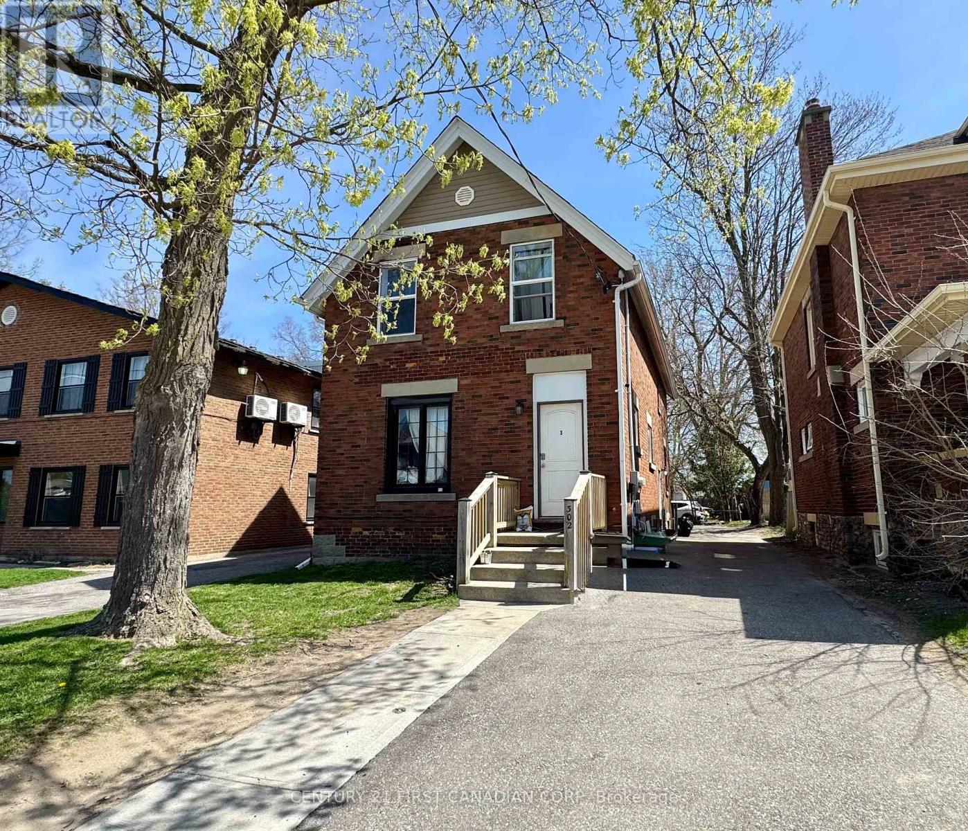 Property at 302 EGERTON STREET image 1