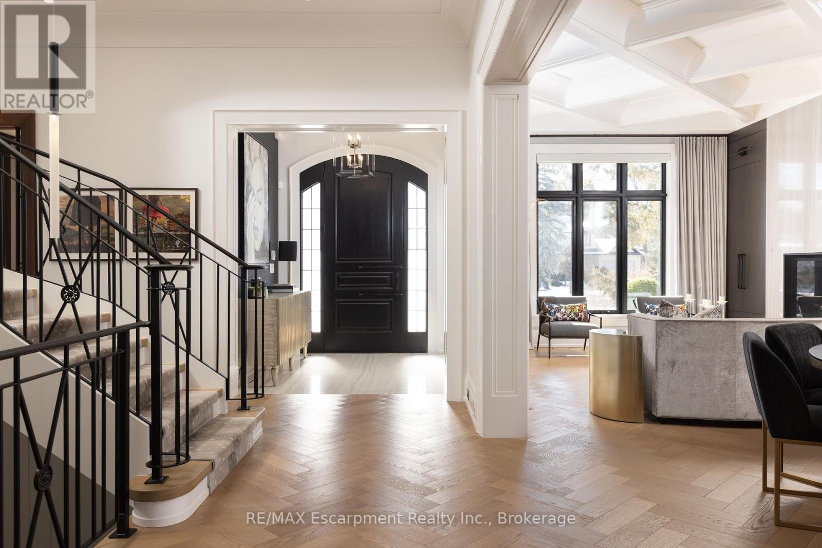 Property at 2217 COURRIER LANE image 5