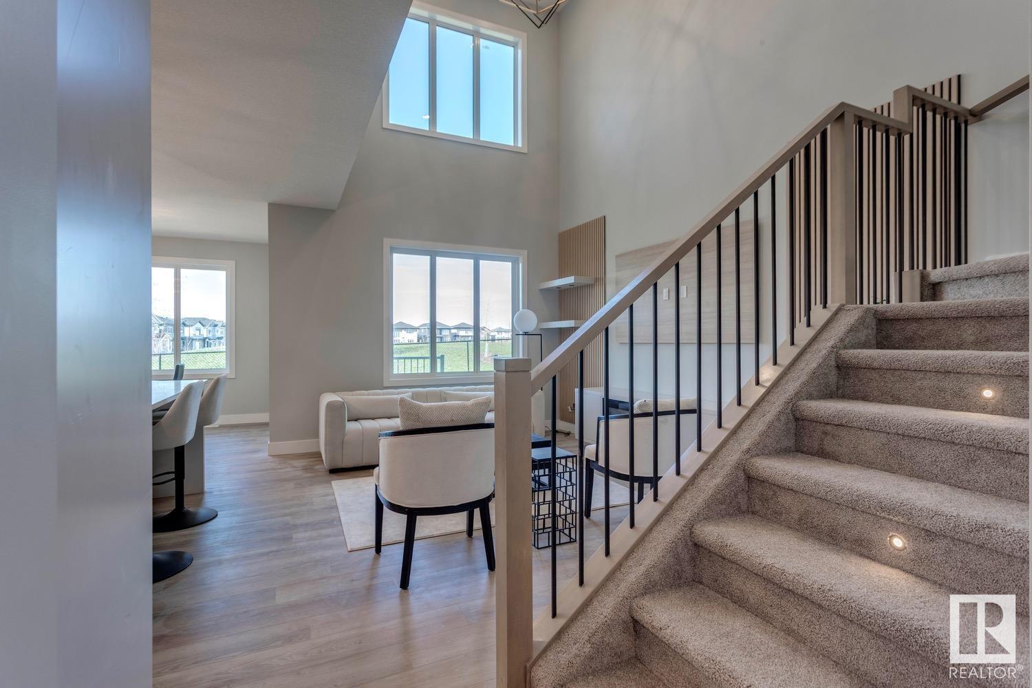 Property at 3614 Triomphe BV image 1