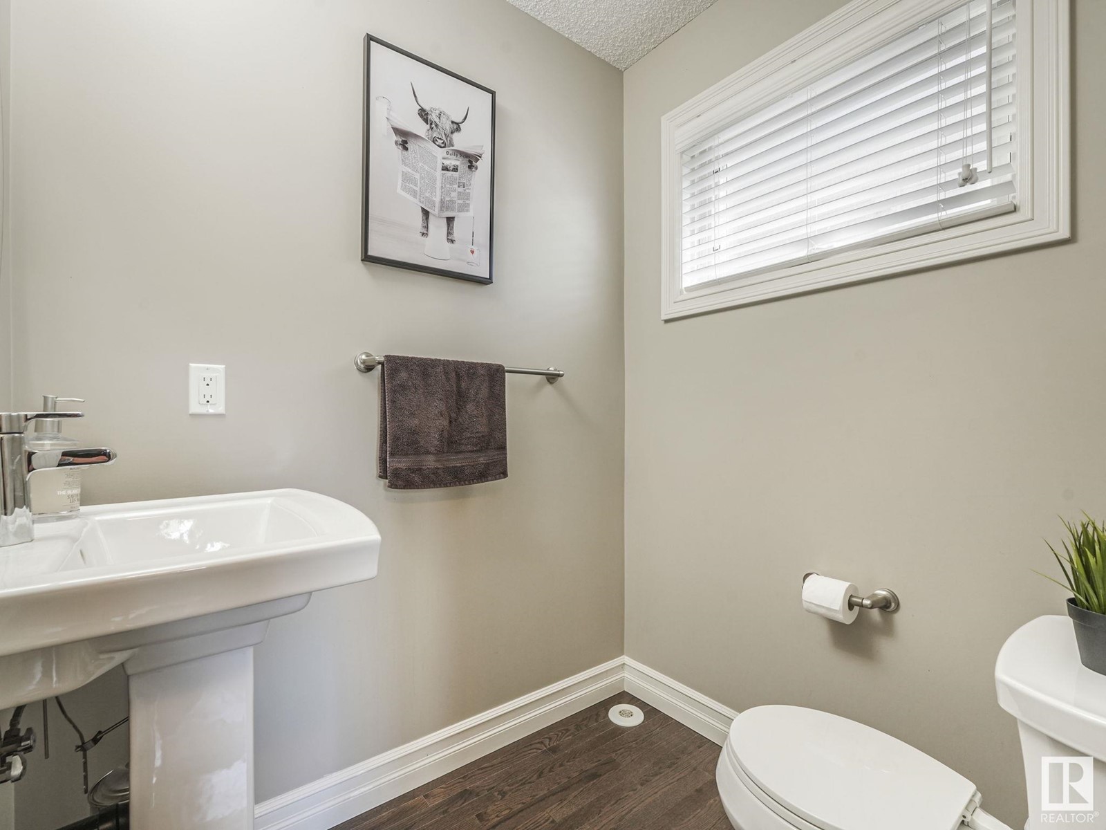 Property at 6805 Cardinal LI SW image 3
