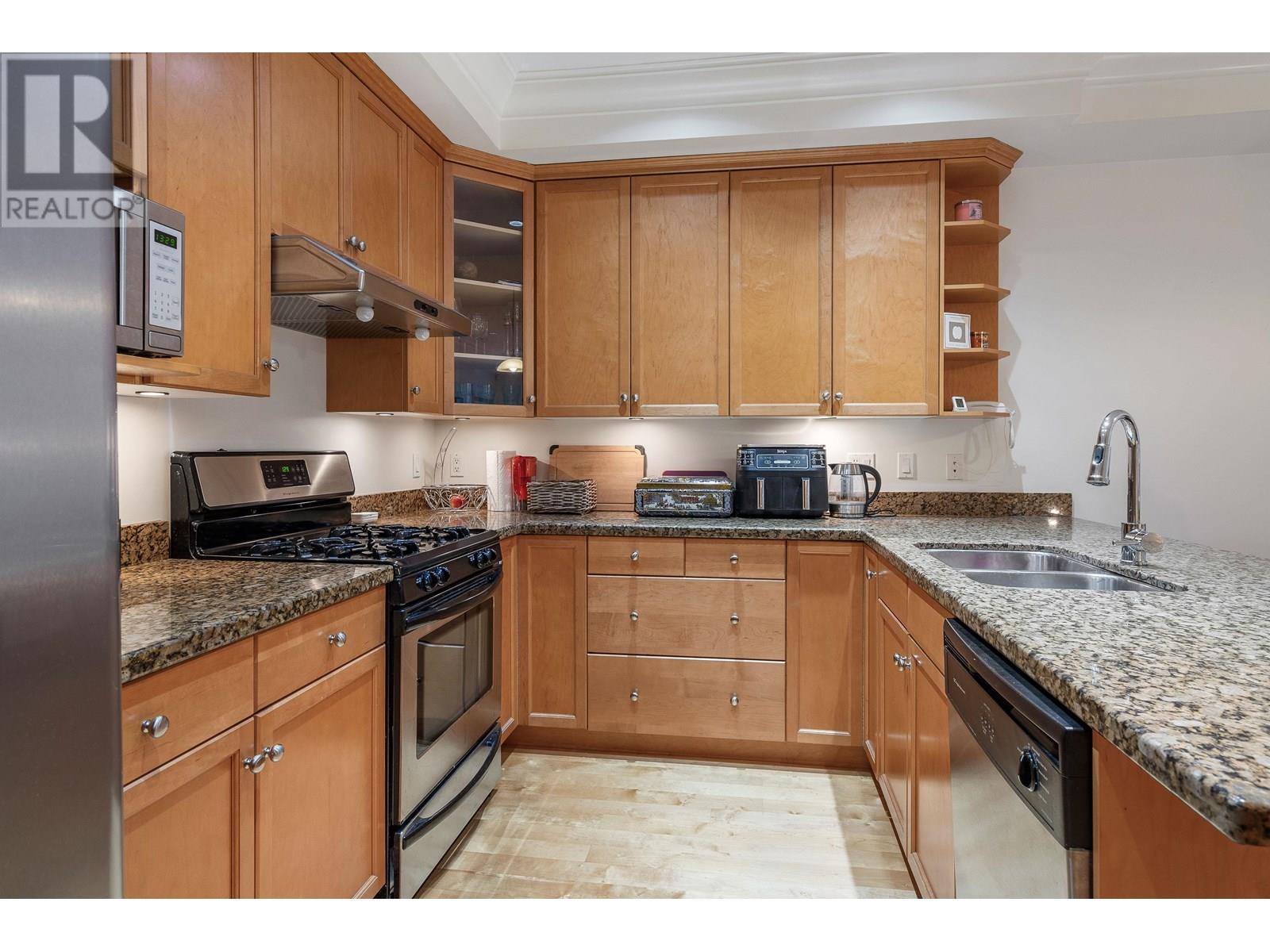 104 1642 56 Street, Delta, British Columbia  V4L 0A2 - Photo 2 - R2964726