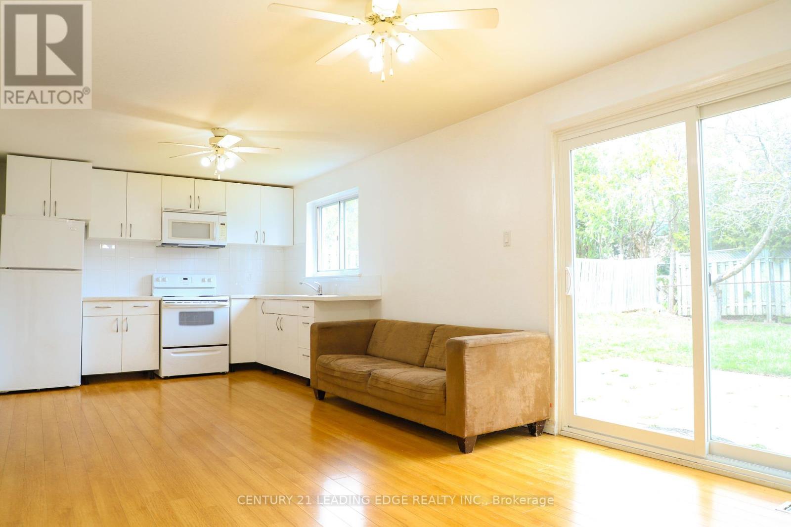 23 Lesgay Crescent, Toronto, Ontario  M2J 2H9 - Photo 15 - C12096608