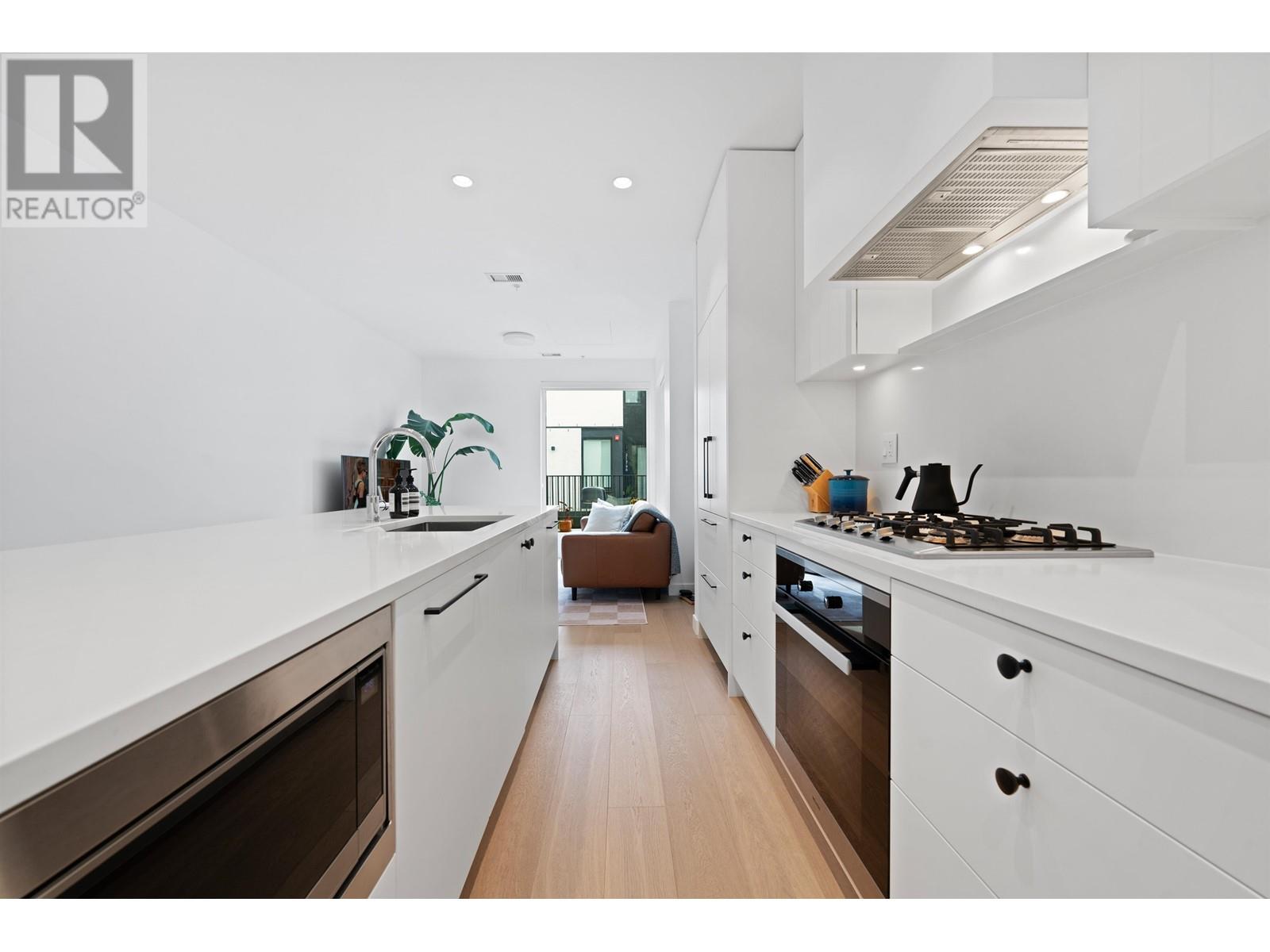 46 W King Edward Avenue, Vancouver, British Columbia  V5Y 0N6 - Photo 13 - R2994569