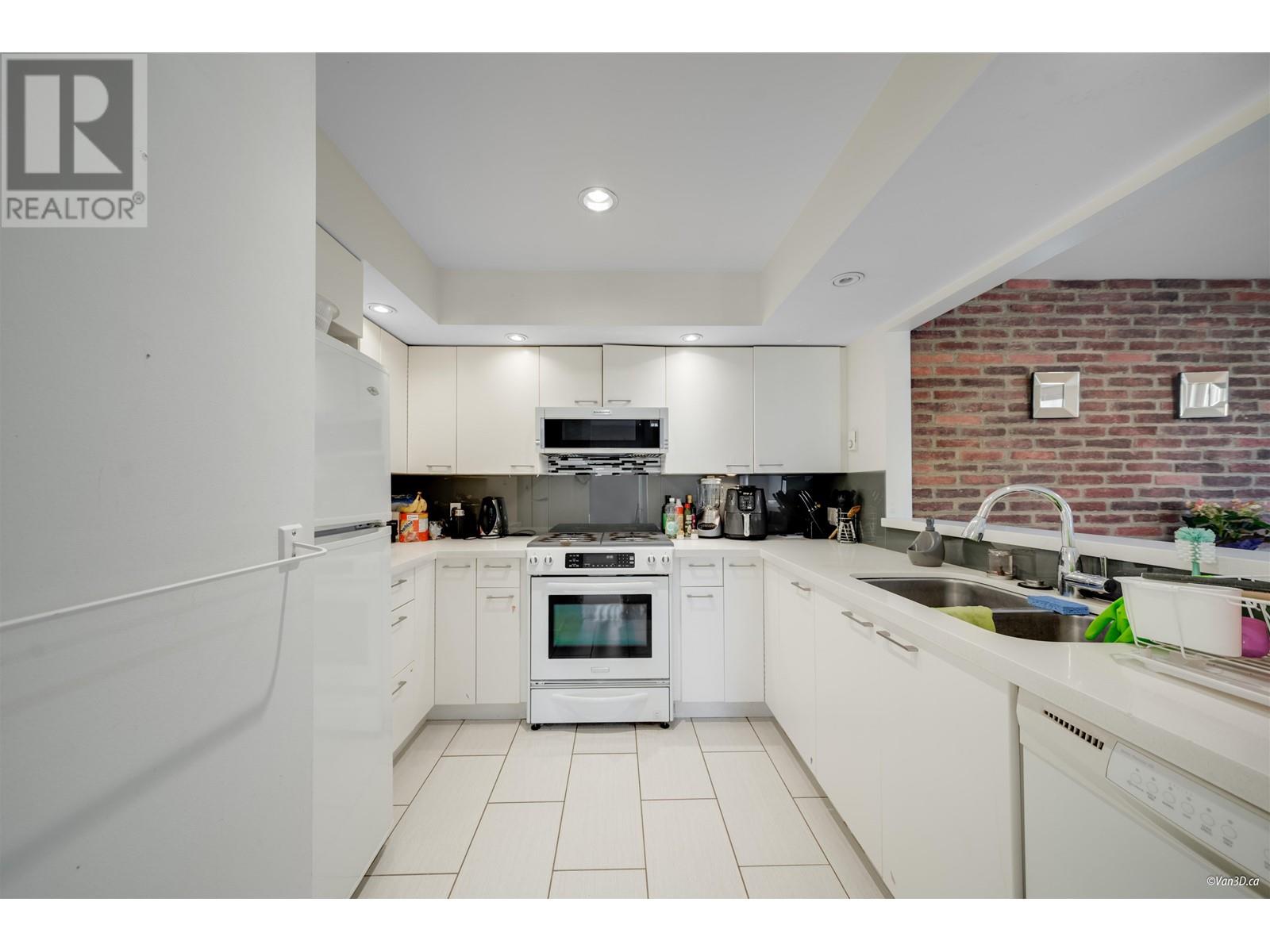 2530 Cornwall Avenue, Vancouver, British Columbia  V6K 1C2 - Photo 8 - R2994833
