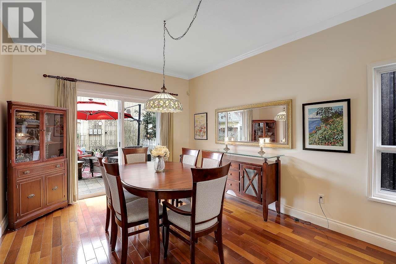 165 Fairweather Lane, New Westminster, British Columbia  V3M 6X6 - Photo 8 - R2982234