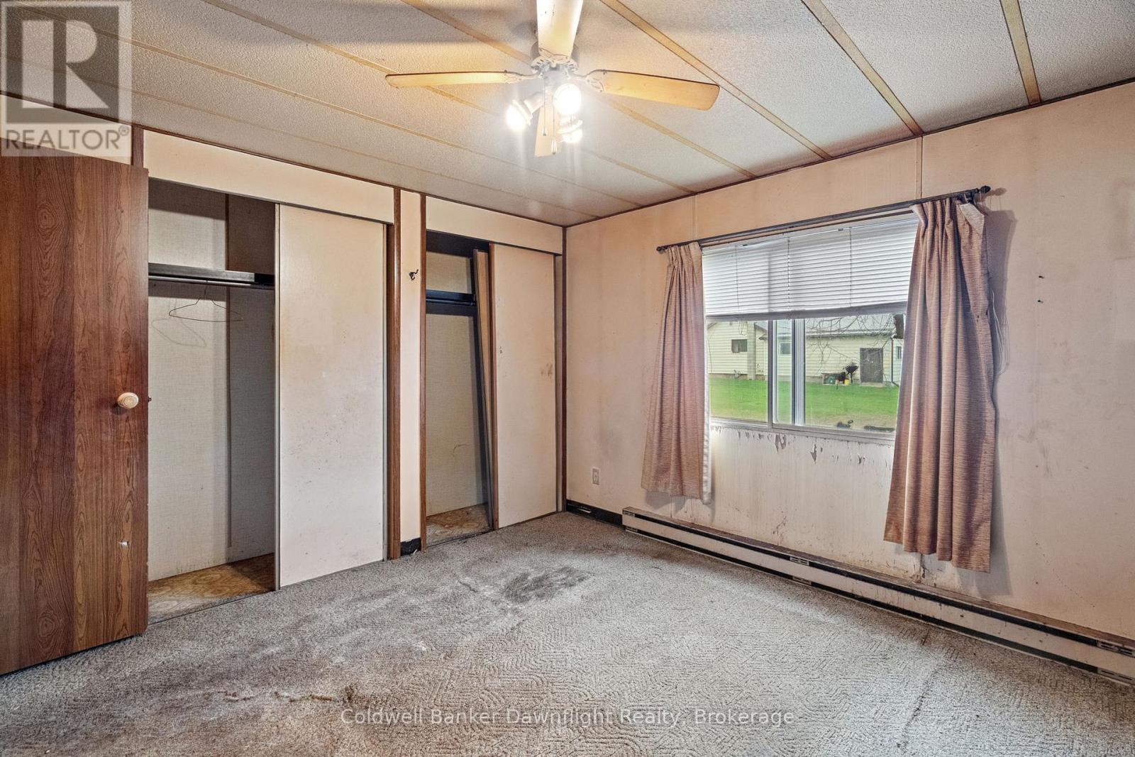 215 Prince Alfred Street, South Huron, Ontario  N0M 1K0 - Photo 14 - X12108371
