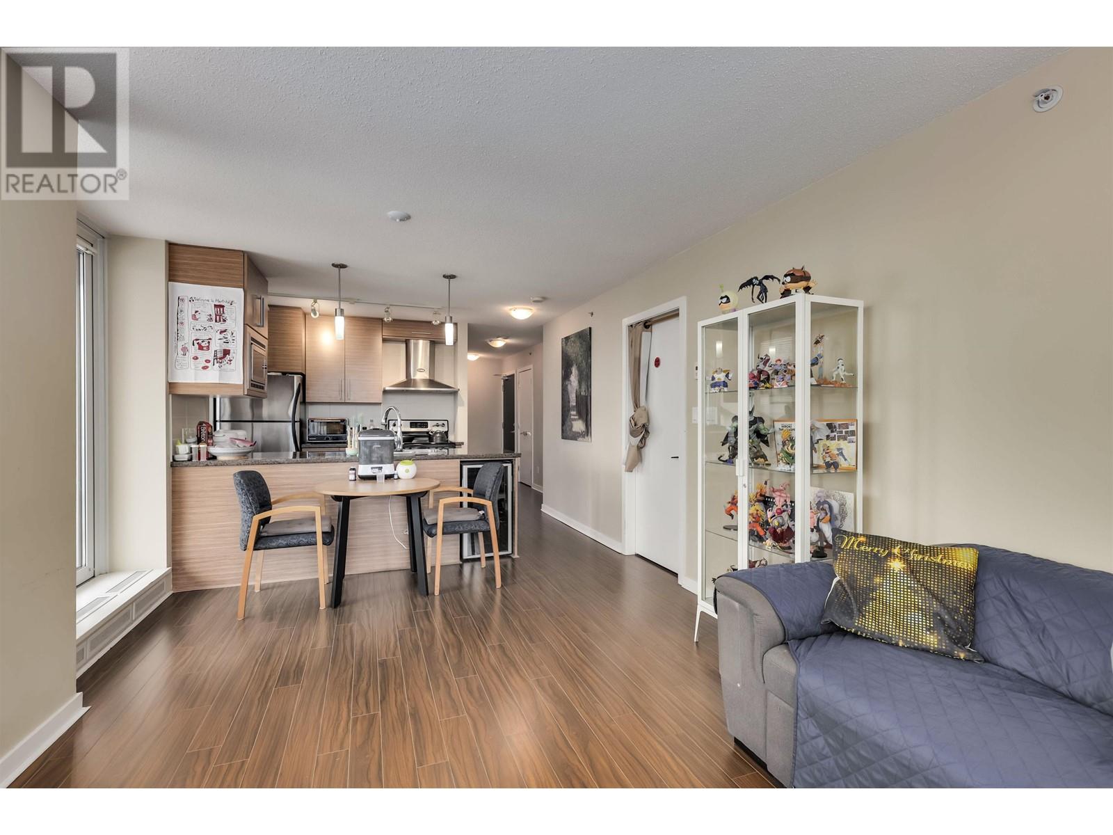 Listing Picture 8 of 25 : 1006 188 KEEFER PLACE, Vancouver / 溫哥華 - 魯藝地產 Yvonne Lu Group - MLS Medallion Club Member