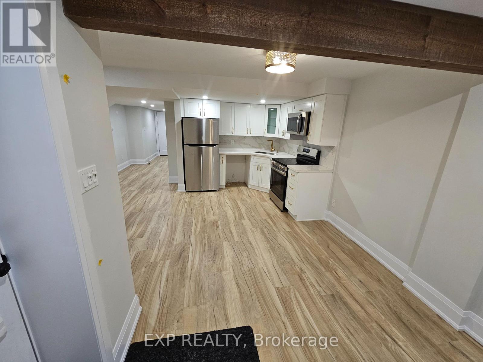 3331 Whilabout Terrace S, Oakville, Ontario  L6L 0A8 - Photo 2 - W12108303