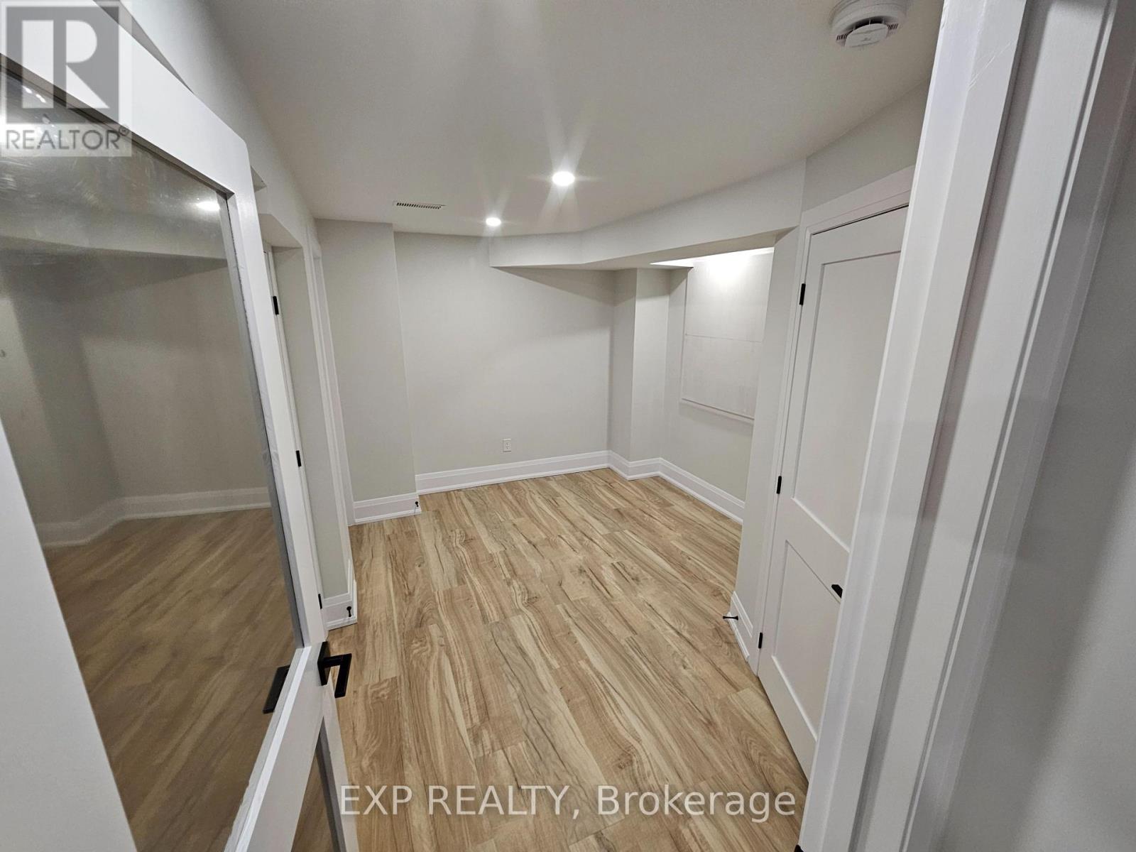 3331 Whilabout Terrace S, Oakville, Ontario  L6L 0A8 - Photo 20 - W12108303