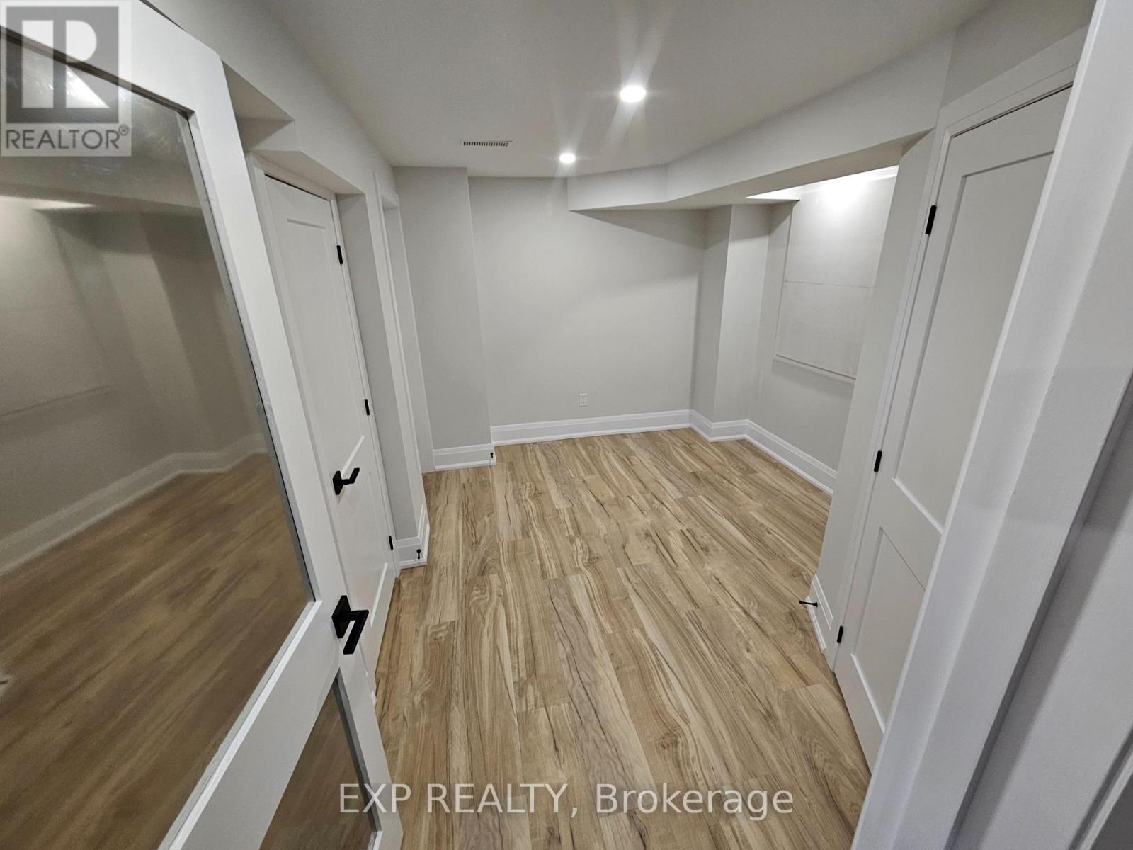 3331 Whilabout Terrace S, Oakville, Ontario  L6L 0A8 - Photo 21 - W12108303