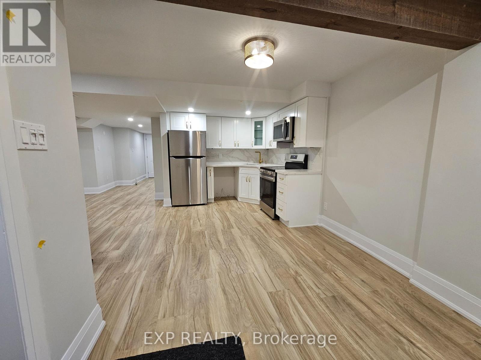 3331 Whilabout Terrace S, Oakville, Ontario  L6L 0A8 - Photo 4 - W12108303