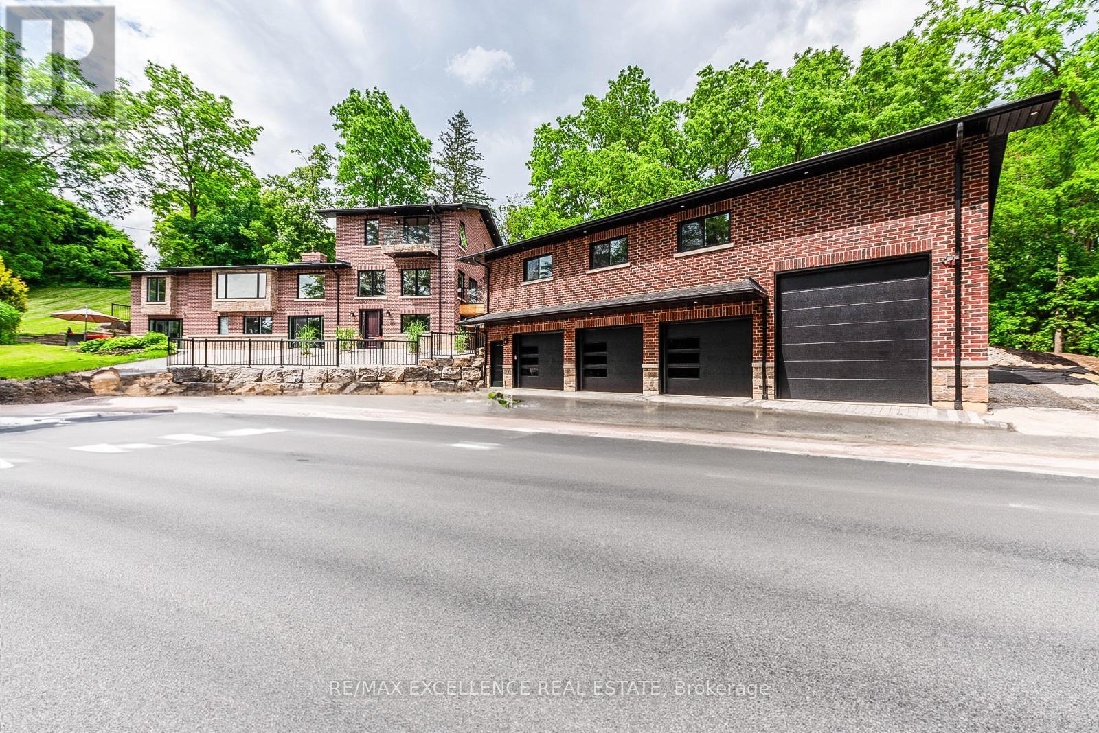 Property at 8949 MISSISSAUGA ROAD image 4