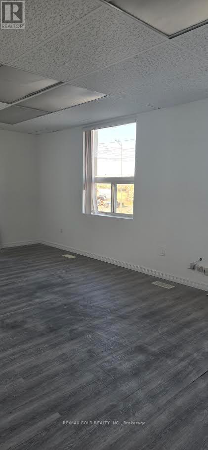 2nd Floor #201 - 105 Kennedy Road S, Brampton, Ontario  L6W 3G2 - Photo 6 - W12108396