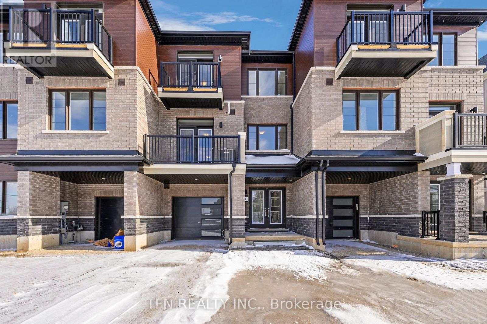 Property at 47 NORWICH CRESCENT image 2