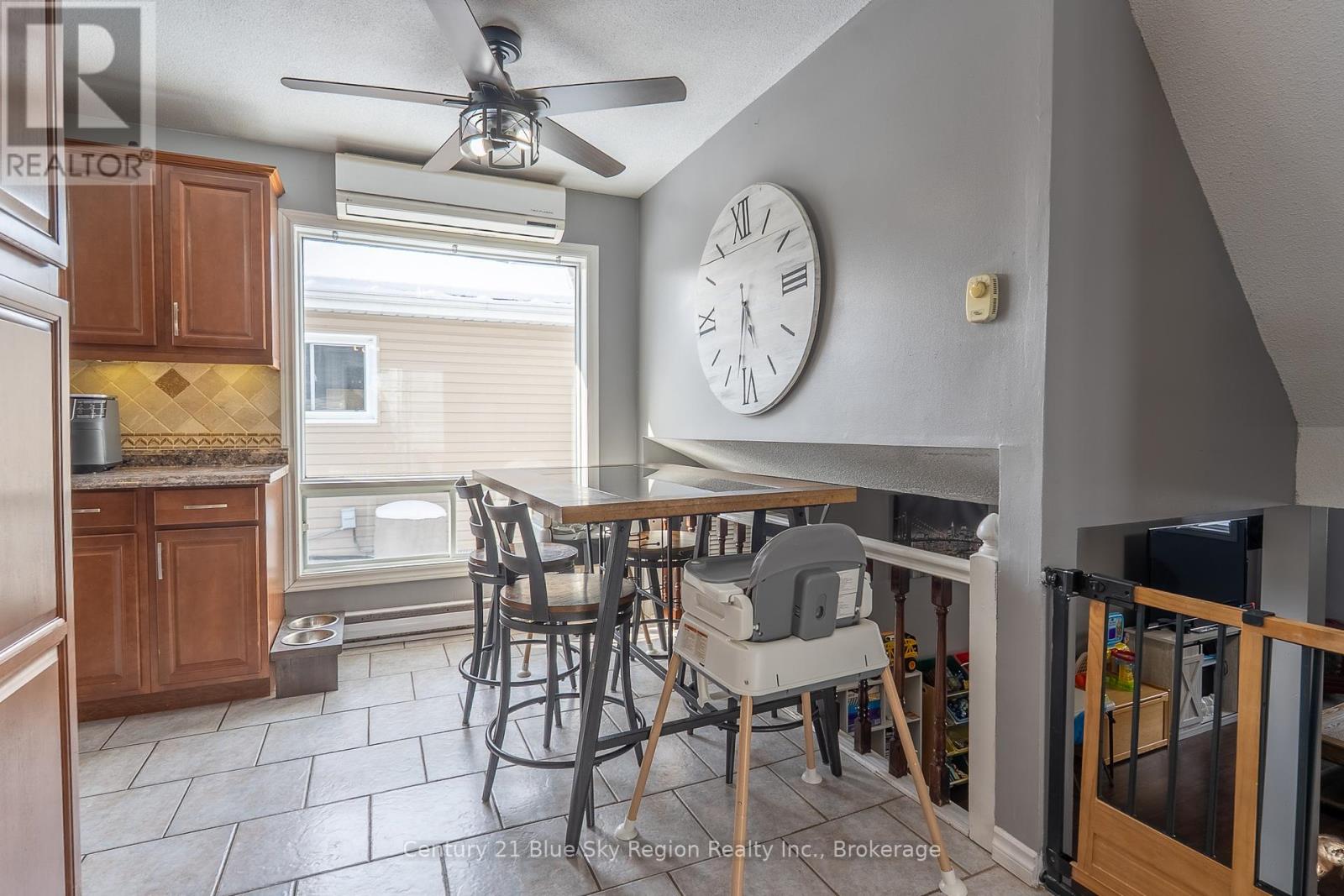 437 Mageau Street, West Nipissing (Sturgeon Falls), Ontario  P2B 3G5 - Photo 8 - X12044927