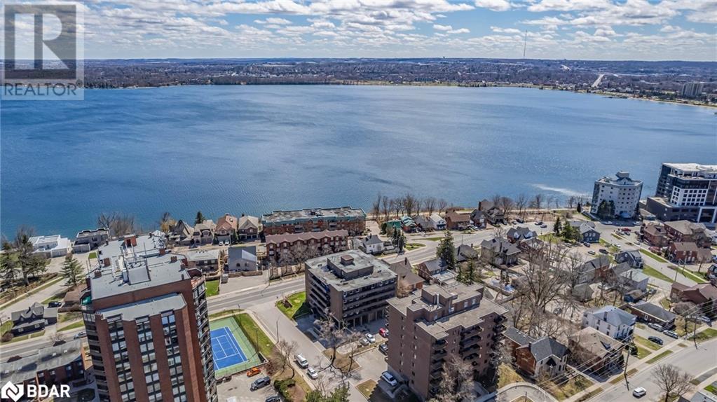 2 Albert Street Unit# 32, Barrie, Ontario  L4M 3S4 - Photo 3 - 40721573