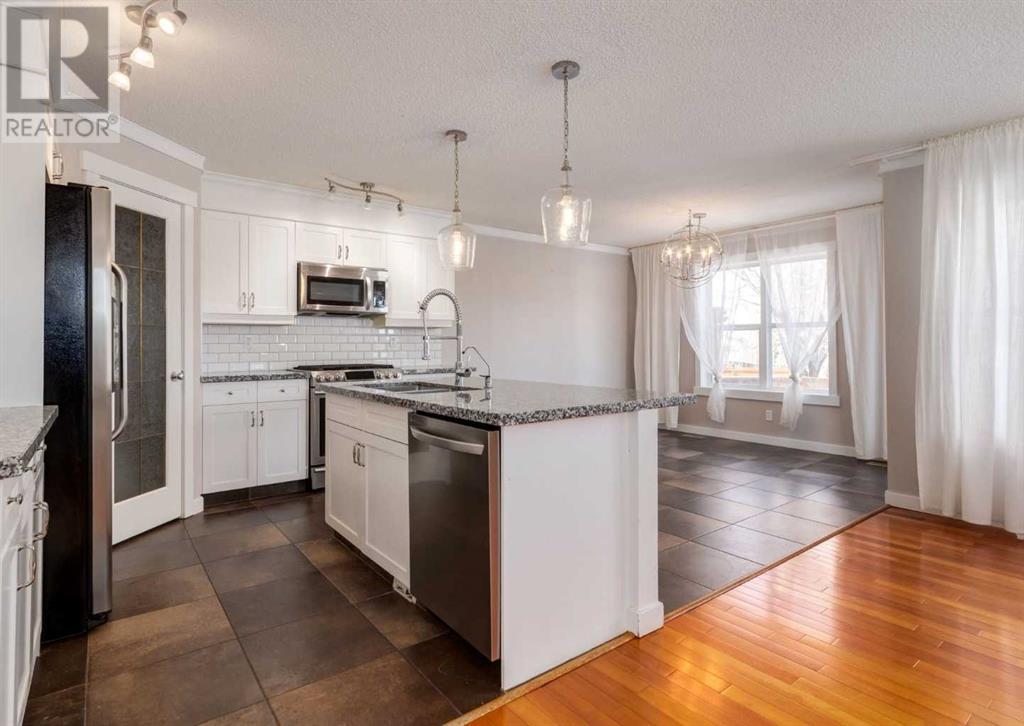 Property at 223 Copperfield Green SE image 3