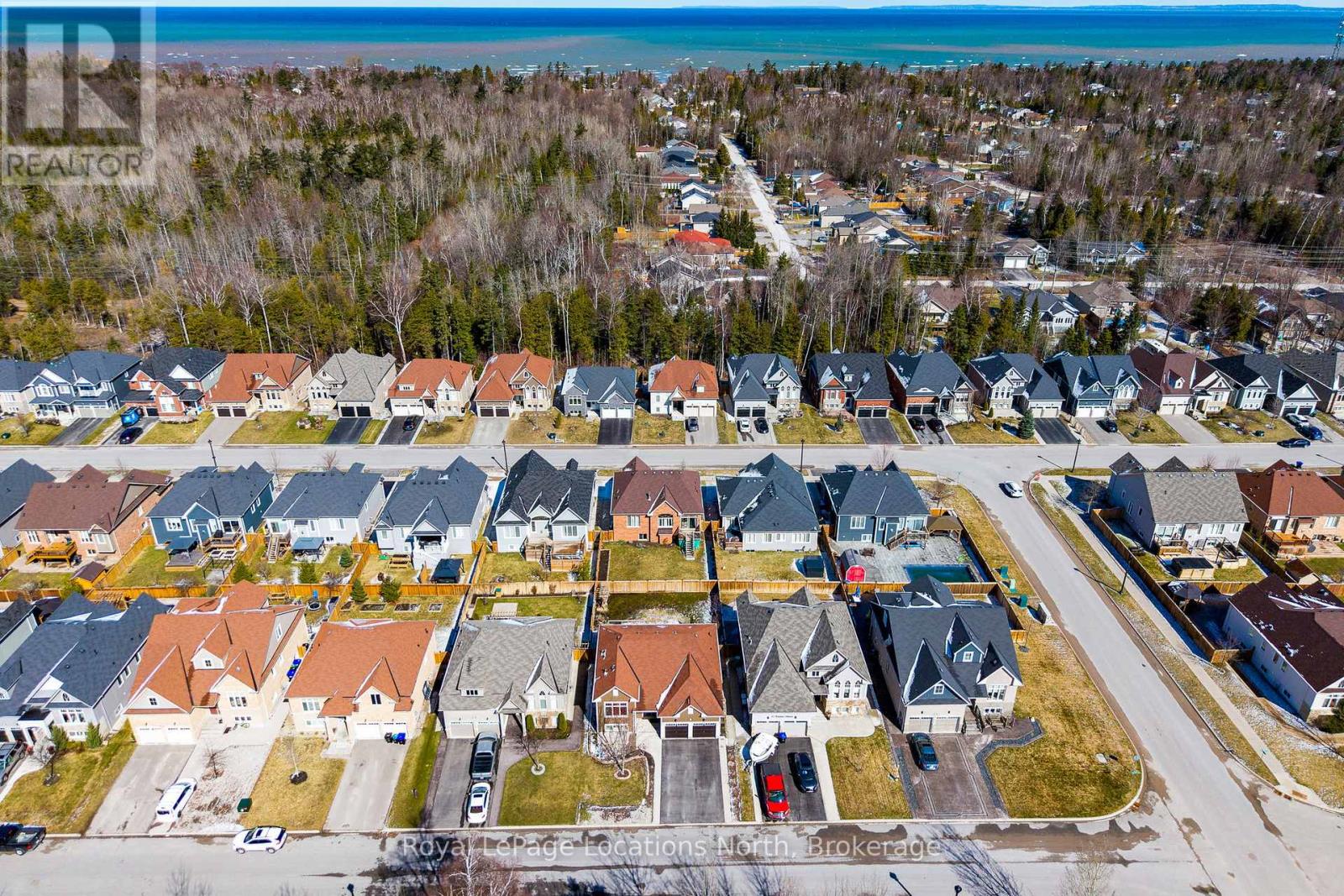 42 Cristiano Avenue, Wasaga Beach, Ontario  L9Z 0H2 - Photo 37 - S12108450