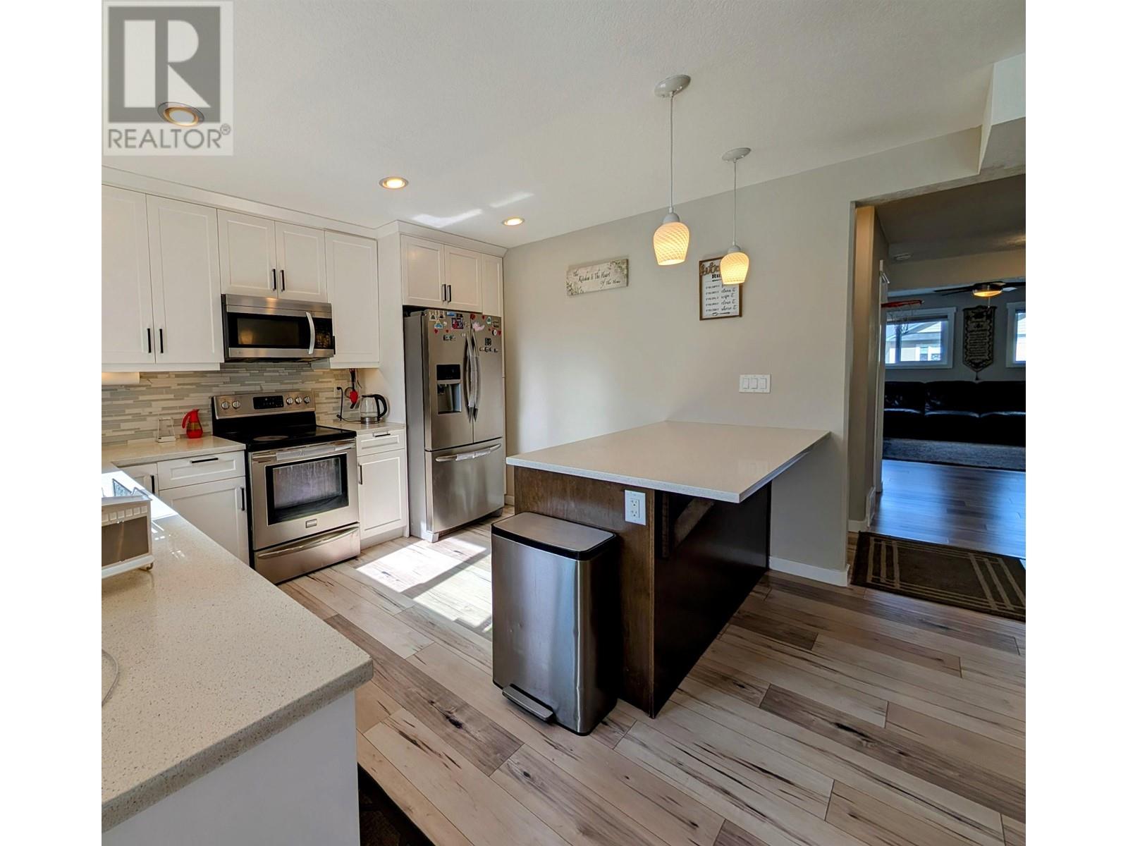 7669 Creekside Way, Prince George, British Columbia  V2N 0C2 - Photo 5 - R2994881