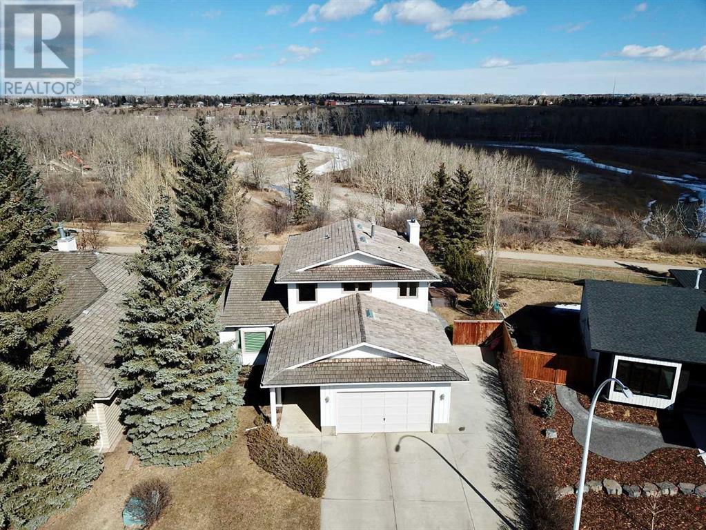 182 Woodbend Way Se, Okotoks, Alberta  T1S 1L8 - Photo 2 - A2203194