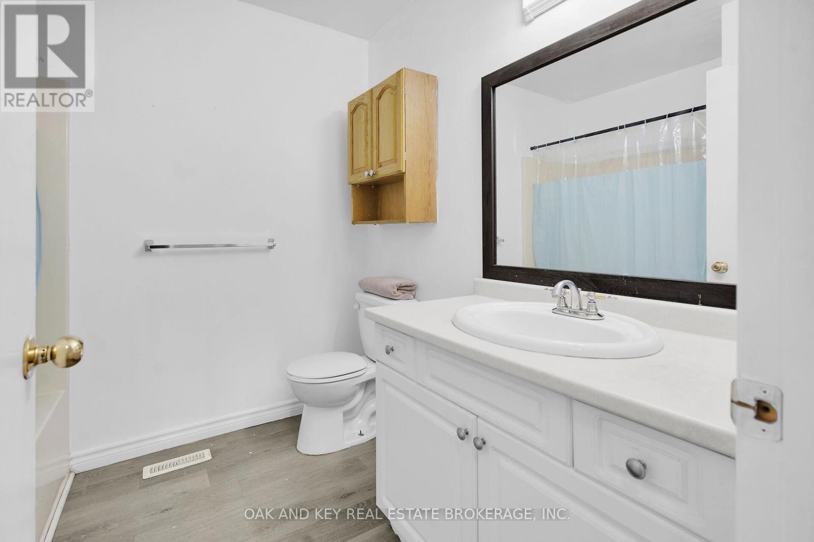330 Fleming Drive, London East, Ontario  N5V 4Y6 - Photo 16 - X12108522