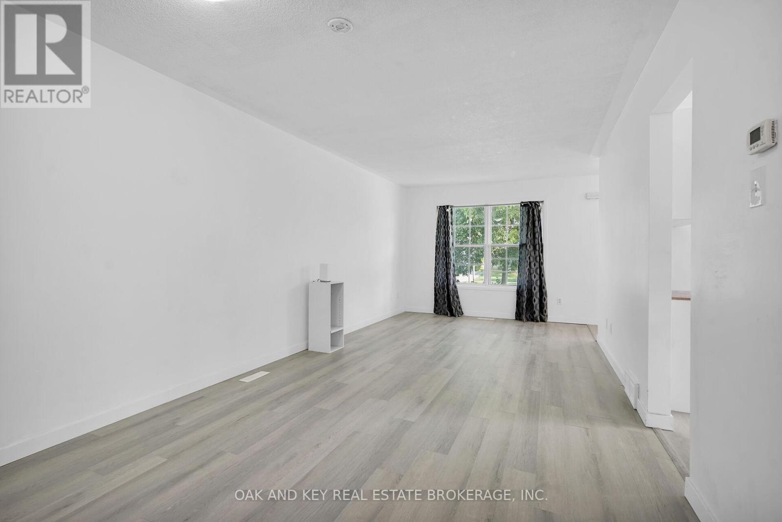 330 Fleming Drive, London East, Ontario  N5V 4Y6 - Photo 26 - X12108522