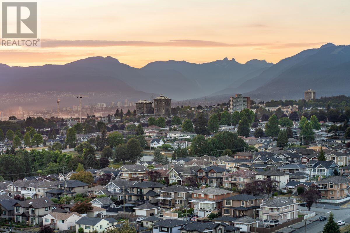 Listing Picture 28 of 39 : 2504 PH4-4353 HALIFAX STREET, Burnaby / 本拿比 - 魯藝地產 Yvonne Lu Group - MLS Medallion Club Member