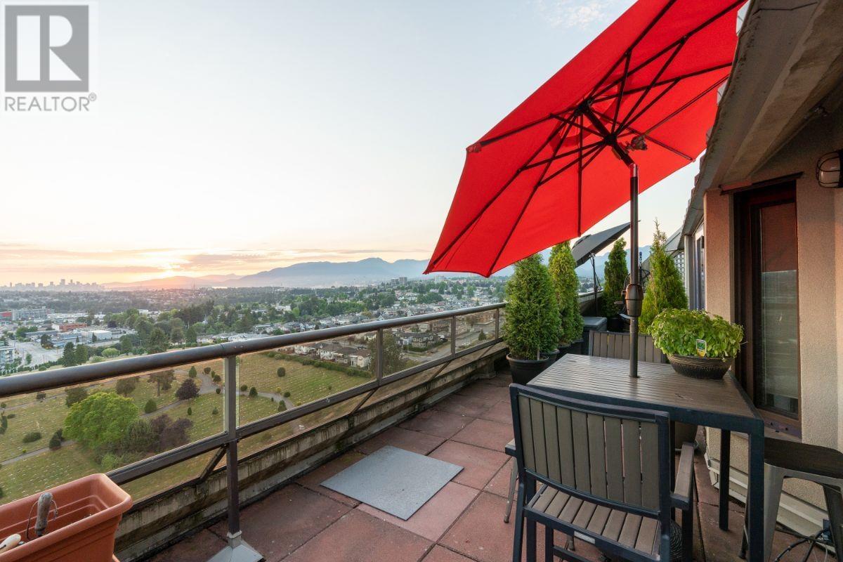 Listing Picture 21 of 39 : 2504 PH4-4353 HALIFAX STREET, Burnaby / 本拿比 - 魯藝地產 Yvonne Lu Group - MLS Medallion Club Member