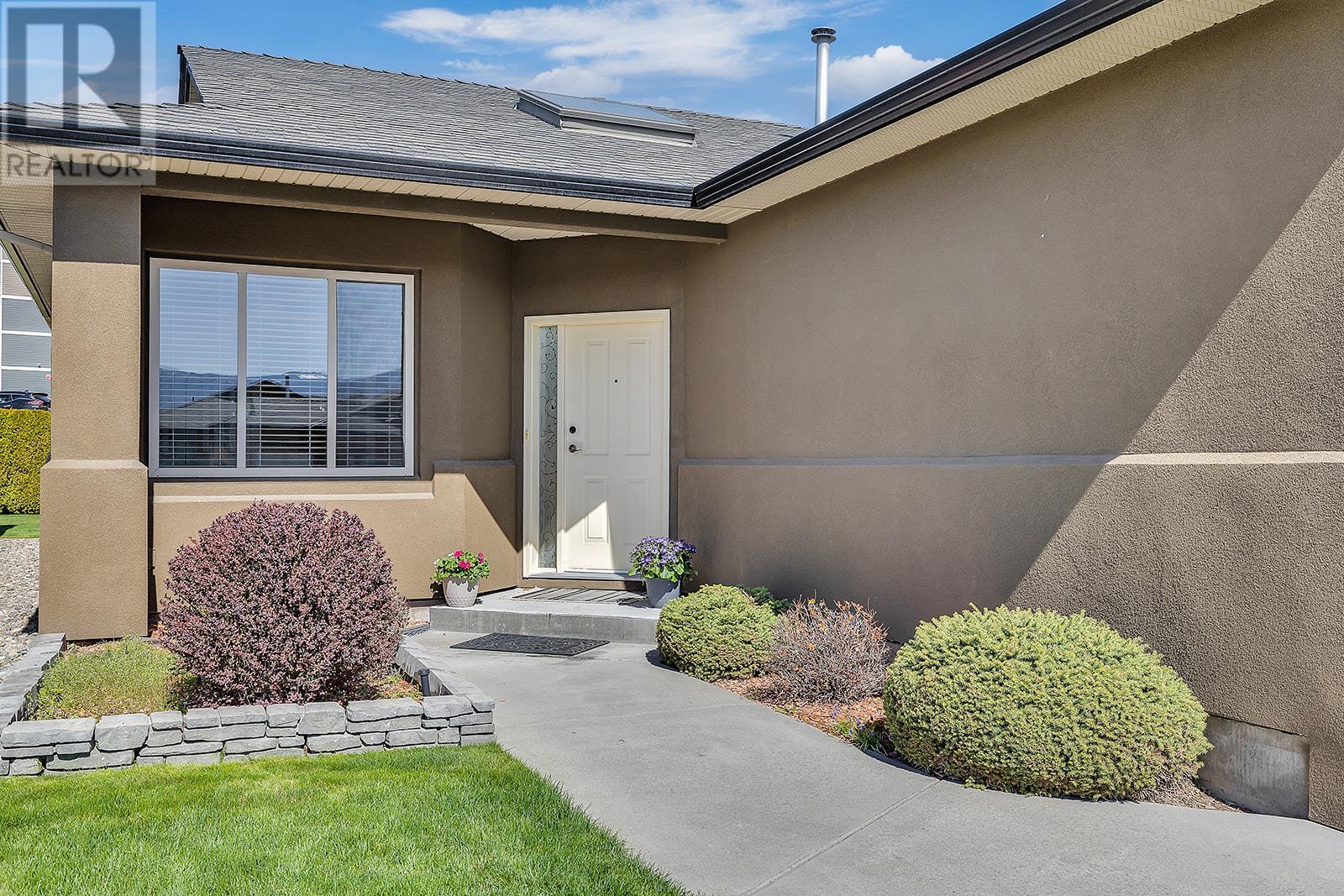 Property at 2386 Mesa Vista Court image 3