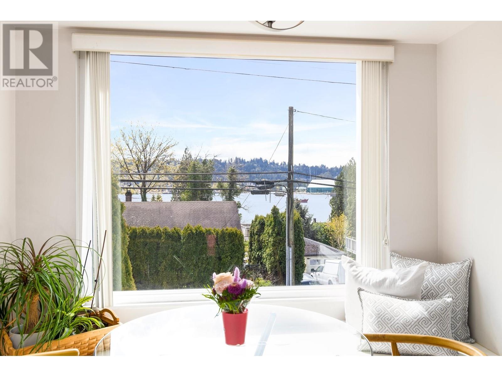 2 Walton Way, Port Moody, British Columbia  V3H 3P3 - Photo 14 - R2993134
