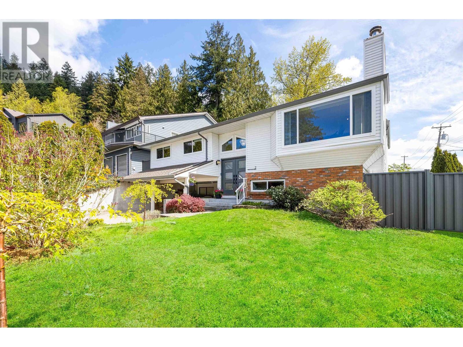 2 Walton Way, Port Moody, British Columbia  V3H 3P3 - Photo 2 - R2993134