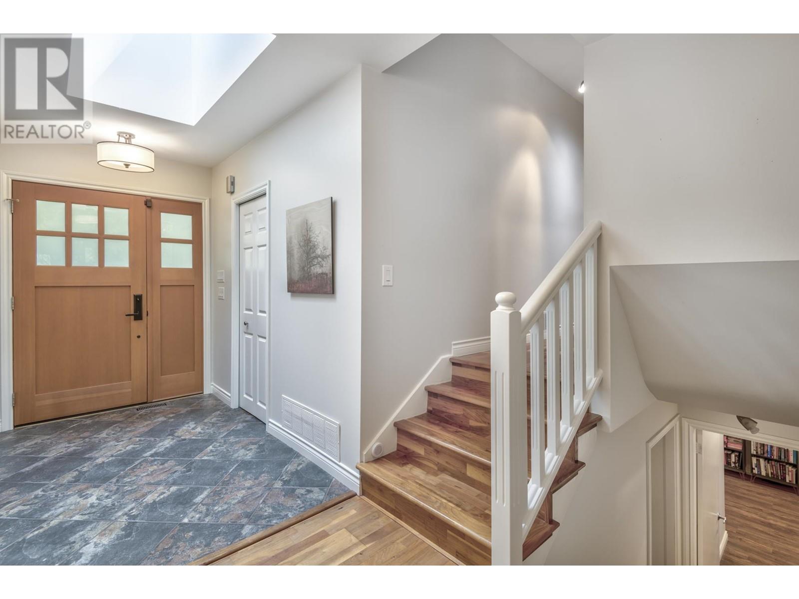 Property at 2956 SPURAWAY AVENUE image 4